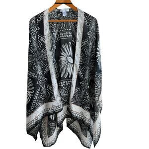 NINE WEST Black White Floral Mandala Boho Kimono Caftan Cover Up Scarf
